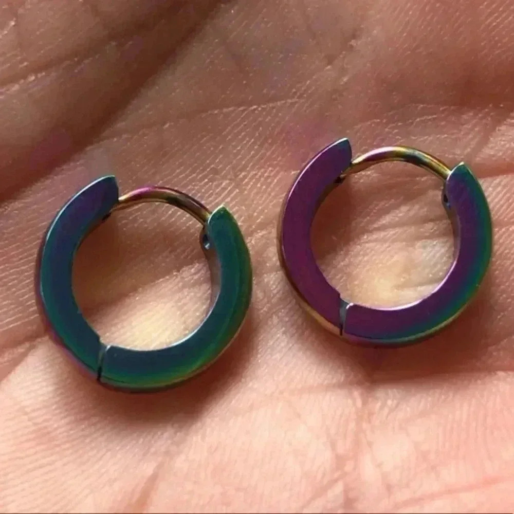 Oil Slick Rainbow 2.8mm Stainless Steel Stud Hoop Earrings NWT